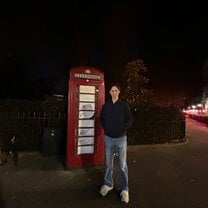 Red telephone boxes all over London!